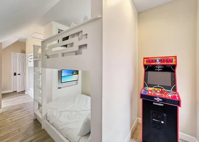 Pass Time - Beachfront For 24 Holiday home Gulf Shores