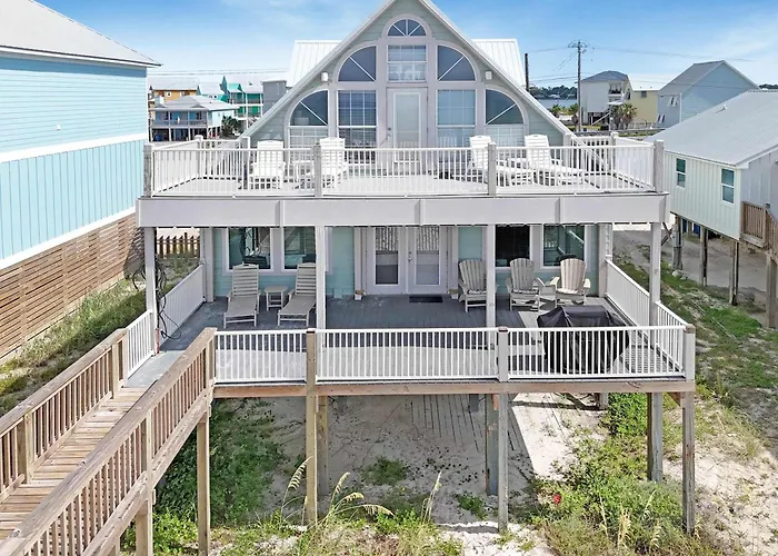 Holiday home Pass Time - Beachfront For 24 *